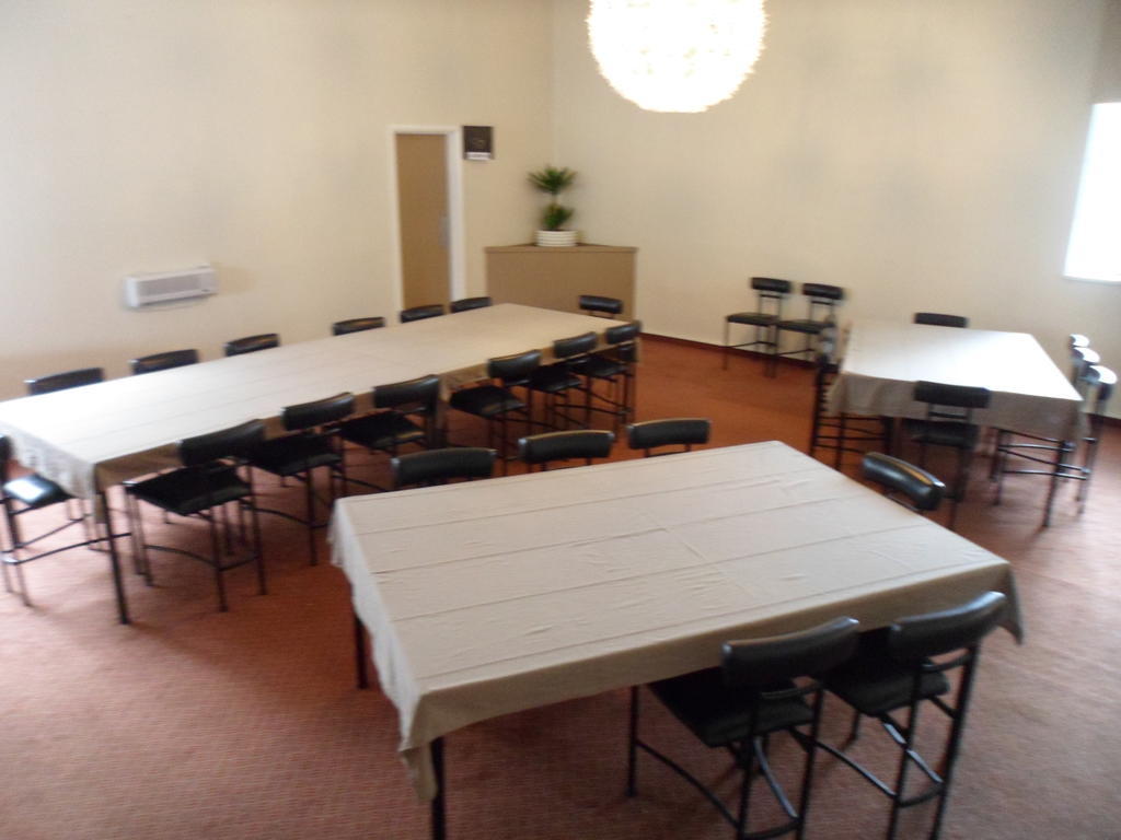 Essex Arms Motel Huntly Ngoại thất bức ảnh